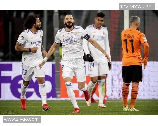 英超激战：AC米兰狂胜皇马四球乌龙球成比赛转折点解析